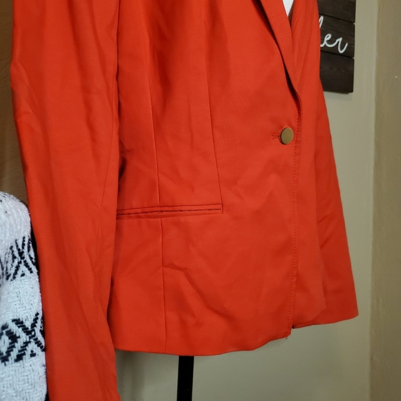 Calvin Klein Red Suit Jacket Size 12 Form Fitting. - Picture 9 of 16